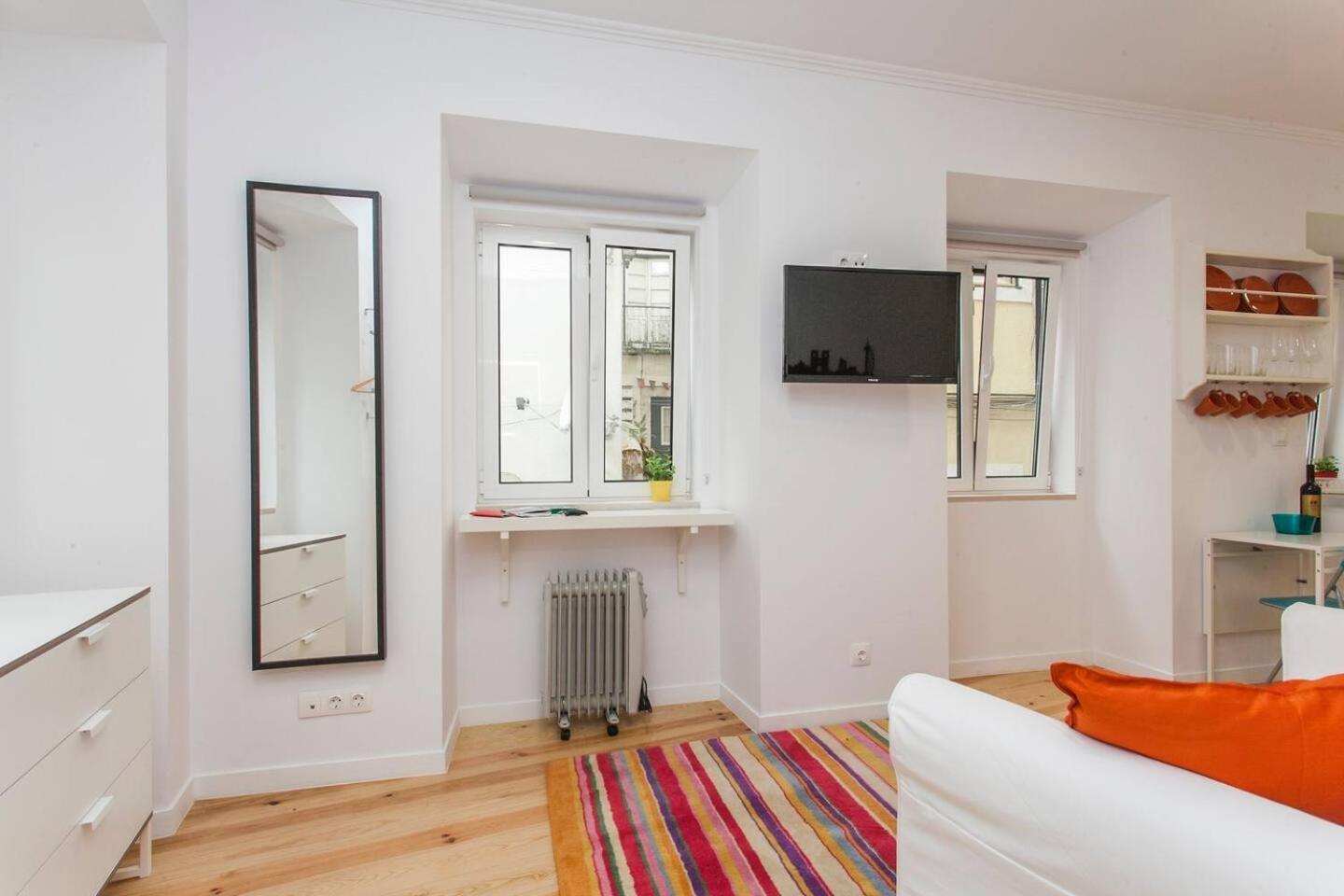 Whome Hidden Gem In Alfama Perfect To Explore Lissabon Exterior foto